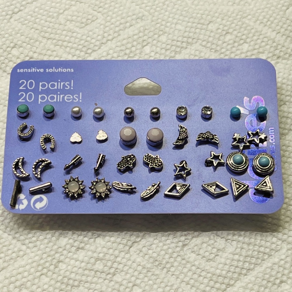 Claire’s Earring - New - 20 pairs BOX2